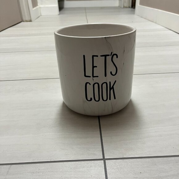 Kitchen Utensil Holder $20 - Picture 1 of 5